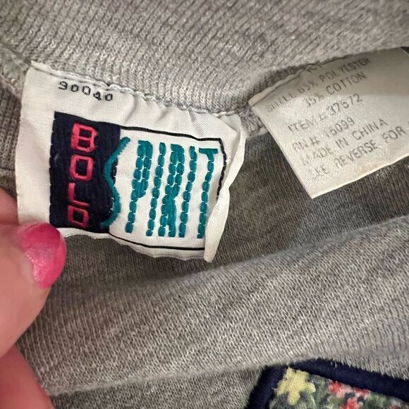 Vintage Bolo Spirit size M fruit embroidered sweatshirt - Picture 8 of 8